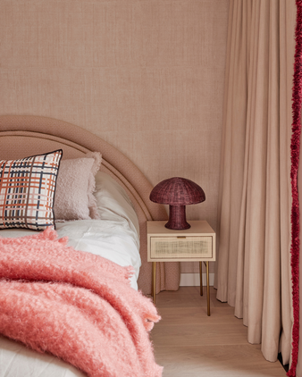 Valk at Home Hoofdbord Grand Hotel Valk at Home Hoofdbord Grand Hotel