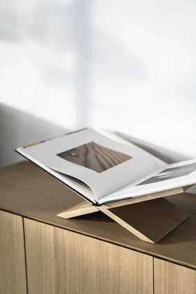 Boekenstandaard Tee Brown Boekenstandaard Tee Brown
