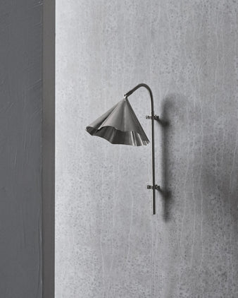 Wandlamp Flola Leeslamp - Geborsteld zilver Wandlamp Flola Leeslamp - Geborsteld zilver, Valk at Home