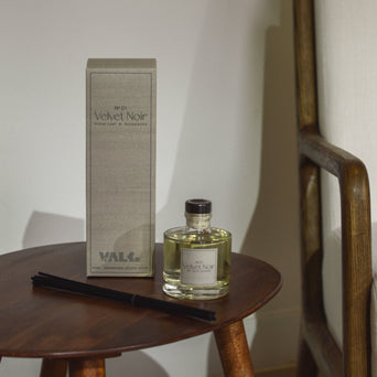 Geurstokjes Velvet Noir No1 - Valk Design Geurstokjes Velvet Noir No1 - Valk Design