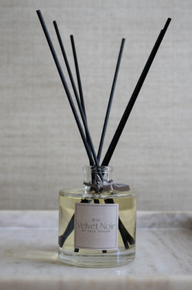 Geurstokjes Velvet Noir No1 - Valk Design Geurstokjes Velvet Noir No1 - Valk Design