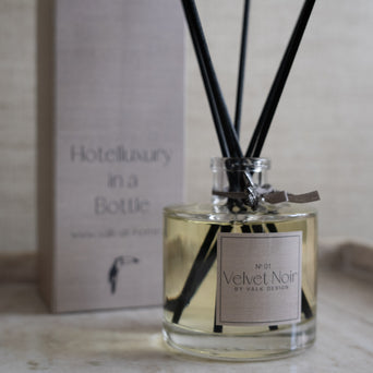 Geurstokjes Velvet Noir No1 - Valk Design Geurstokjes Velvet Noir No1 - Valk Design