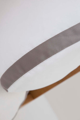 Nekrol kussen - Contour White Taupe