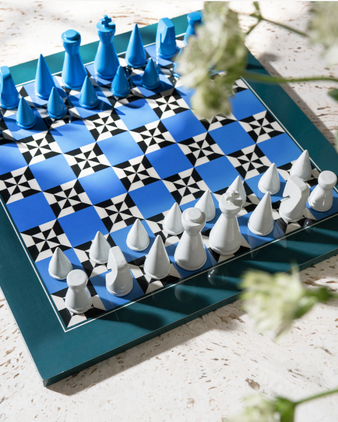 Lacquered Chess - Poseidon