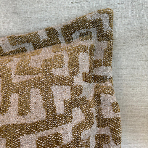 Sierkussen Maze